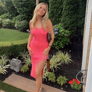 Better Be - Elegant Pink Sleeveless Midi Dress